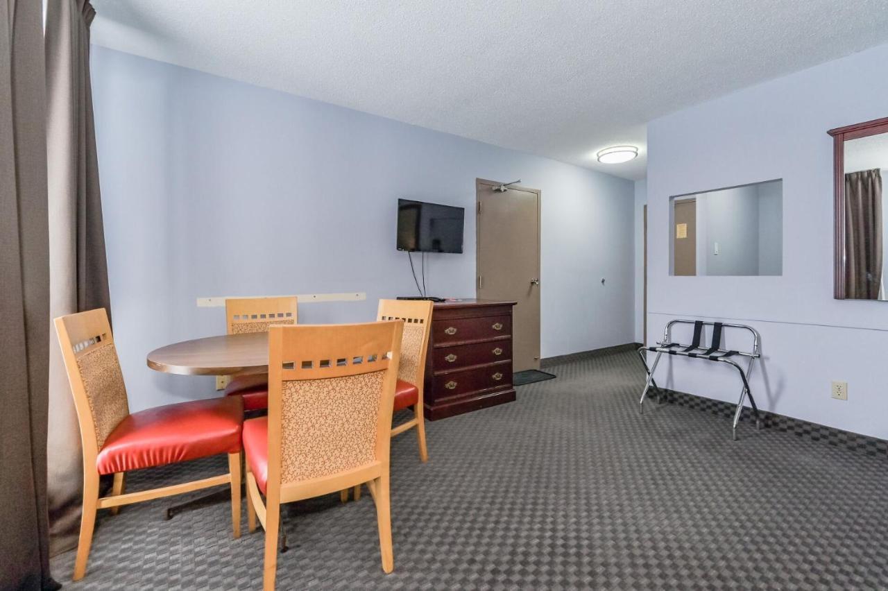 King Hotel Palmerston Экстерьер фото
